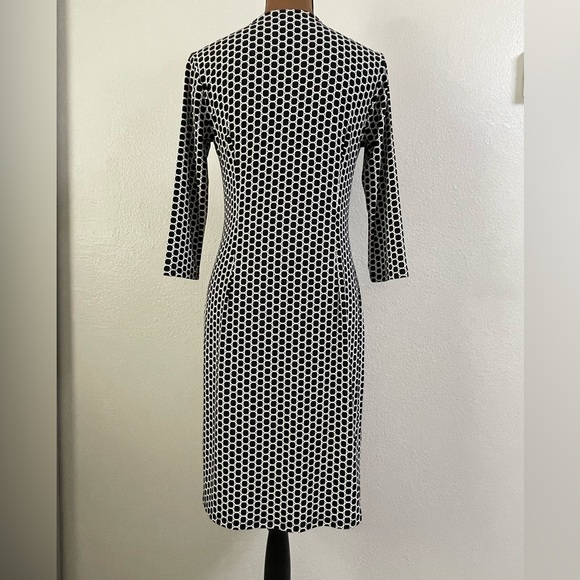 Ann Taylor Petites Knee Length Dress - Picture 2 of 2